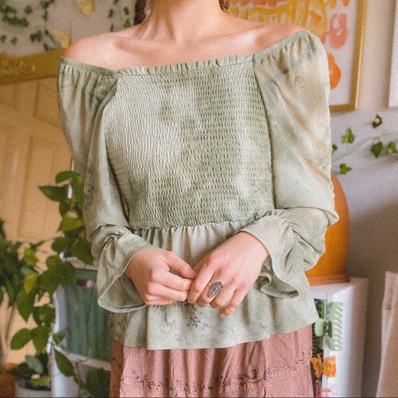 Fairycore Flowy Green Top - Picture 1 of 4